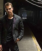 theojamesweb0230.jpg