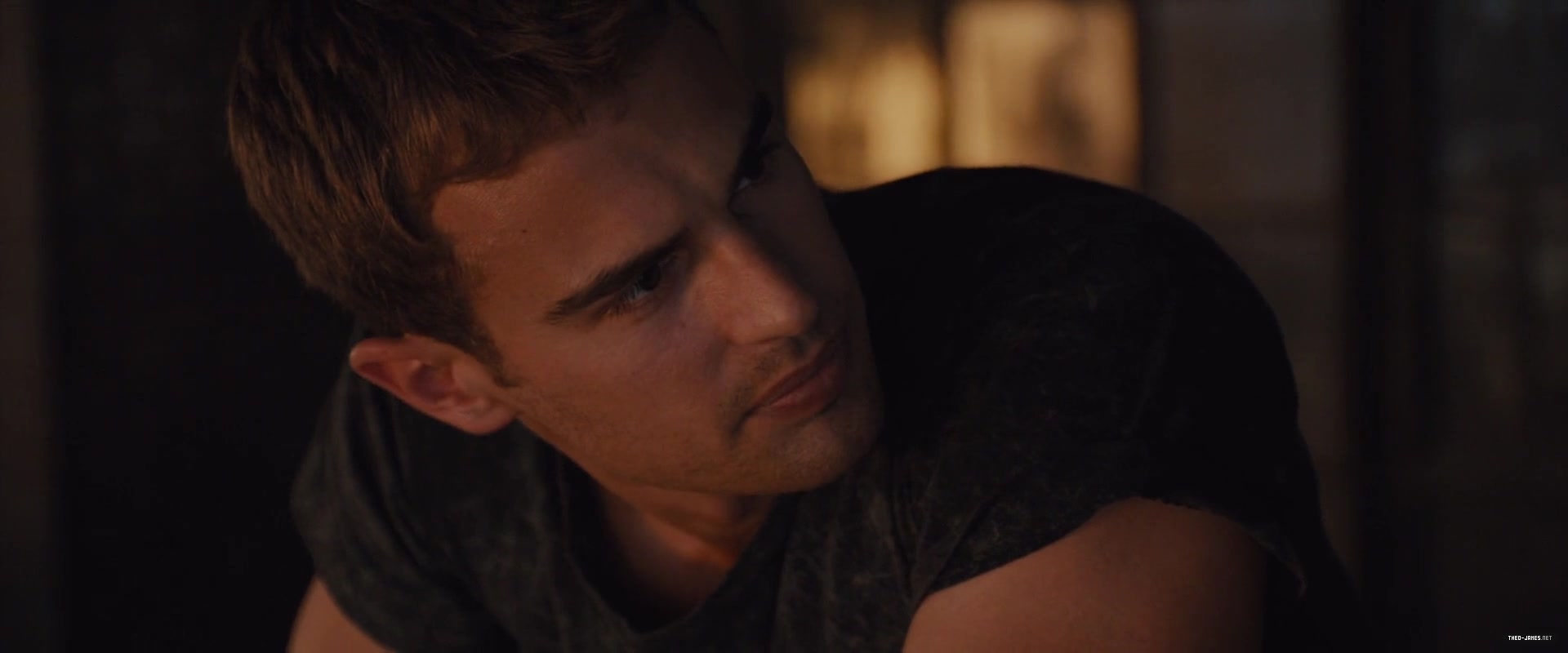 theojamesweb0453.jpg