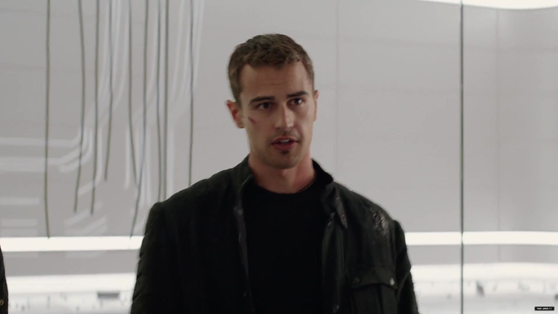 theojamesweb0945.jpg