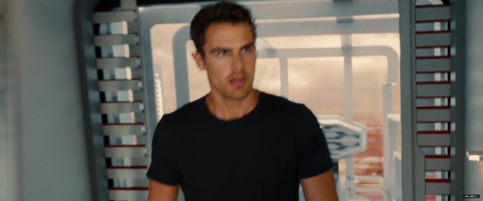 theojamesweb1182.jpg