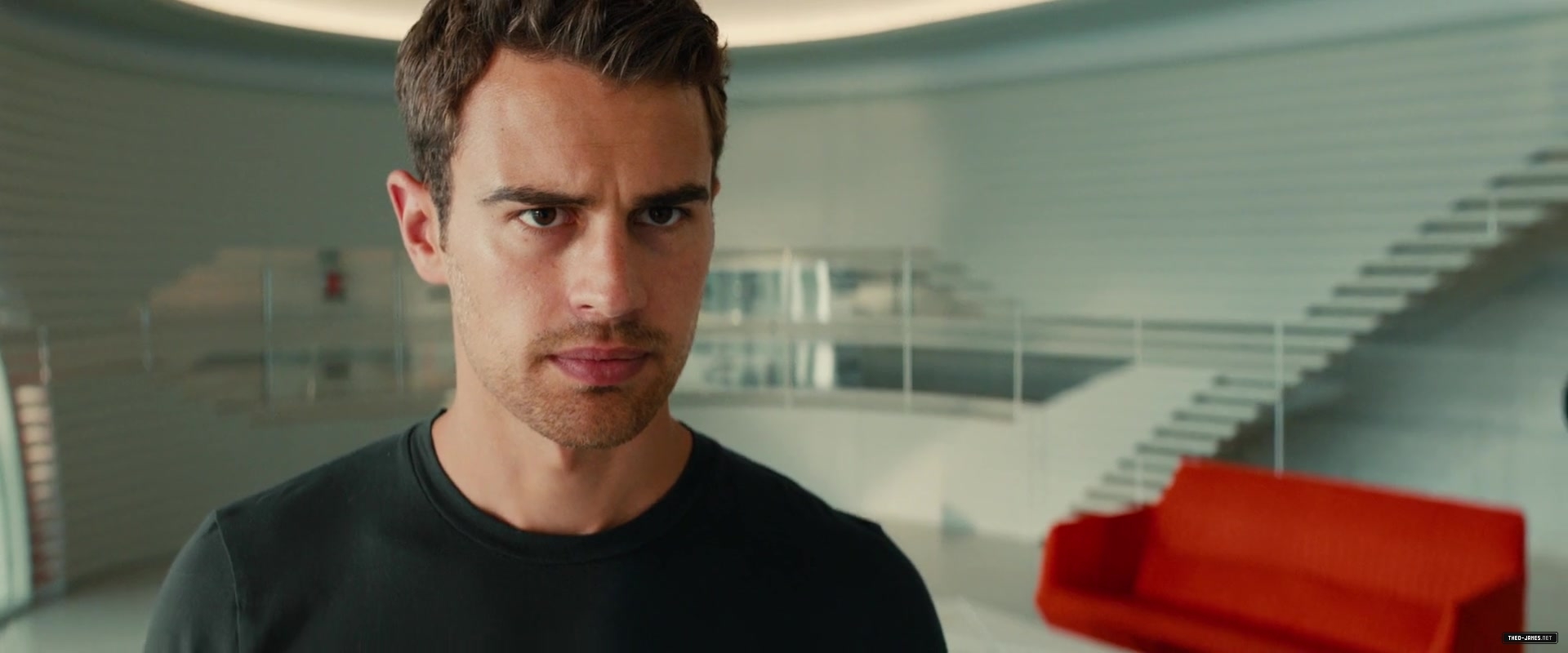 theojamesweb1209.jpg