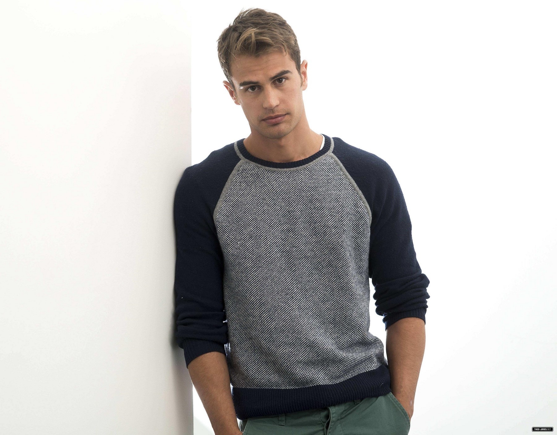 theojamesweb053.jpg