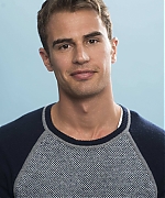 theojamesweb059.jpg