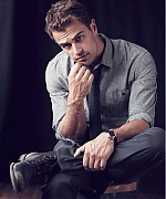 theojamesweb085.jpg