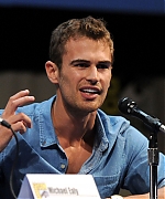 theojamesweb0008.jpg