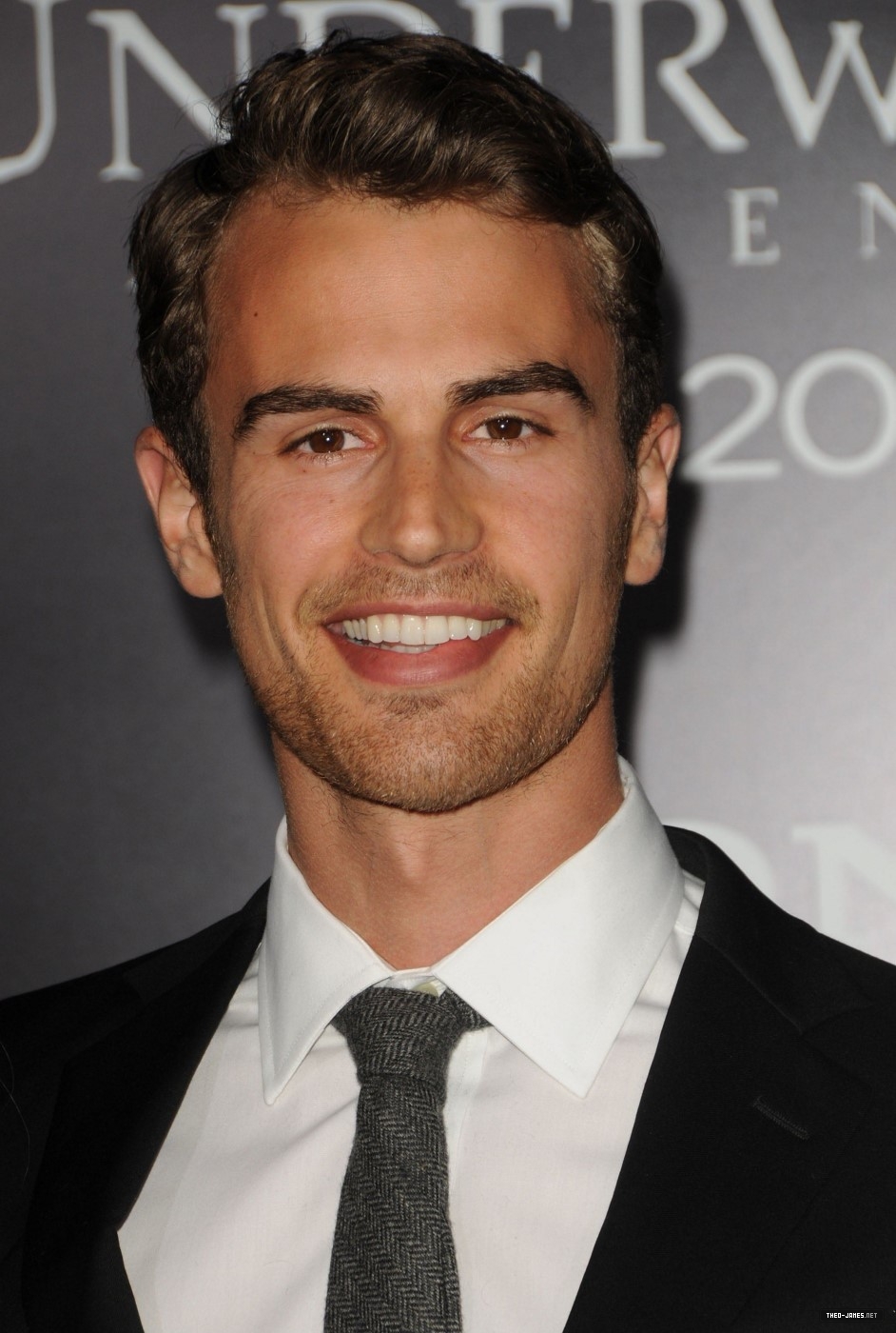 theojamesweb0021.jpg