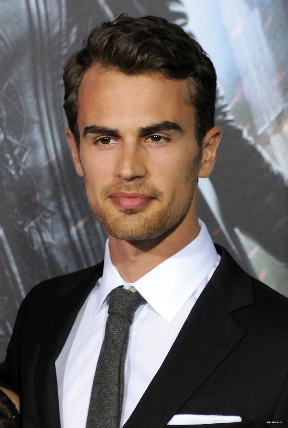 theojamesweb0050.jpg