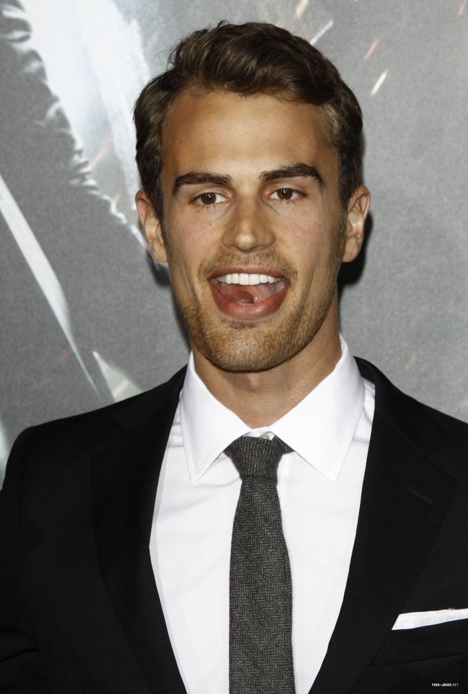 theojamesweb0051.jpg