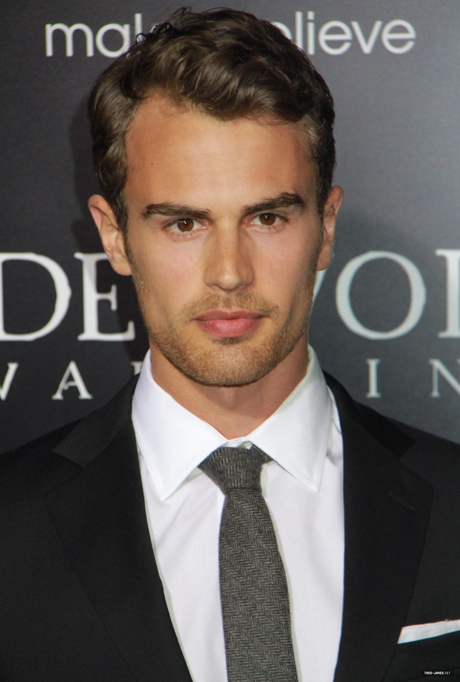 theojamesweb0060.jpg