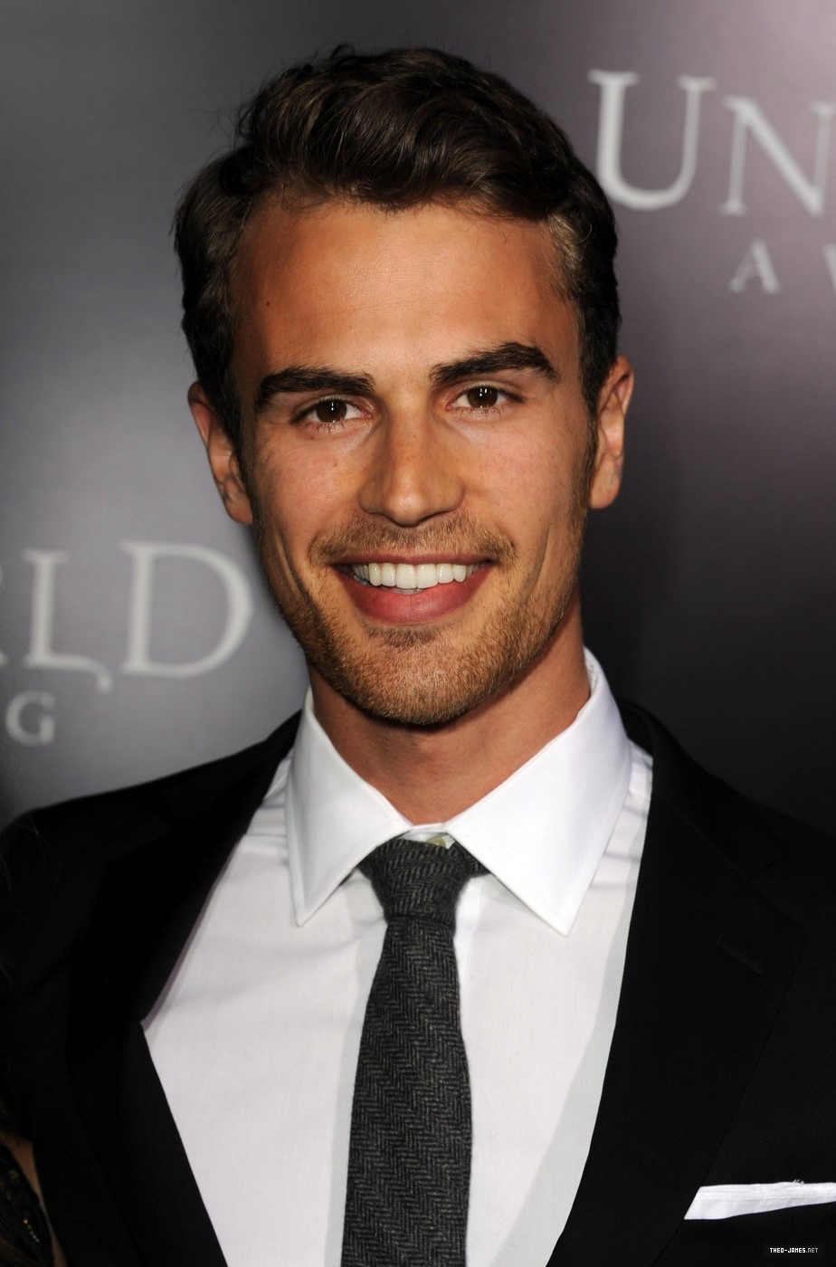 theojamesweb0061.jpg