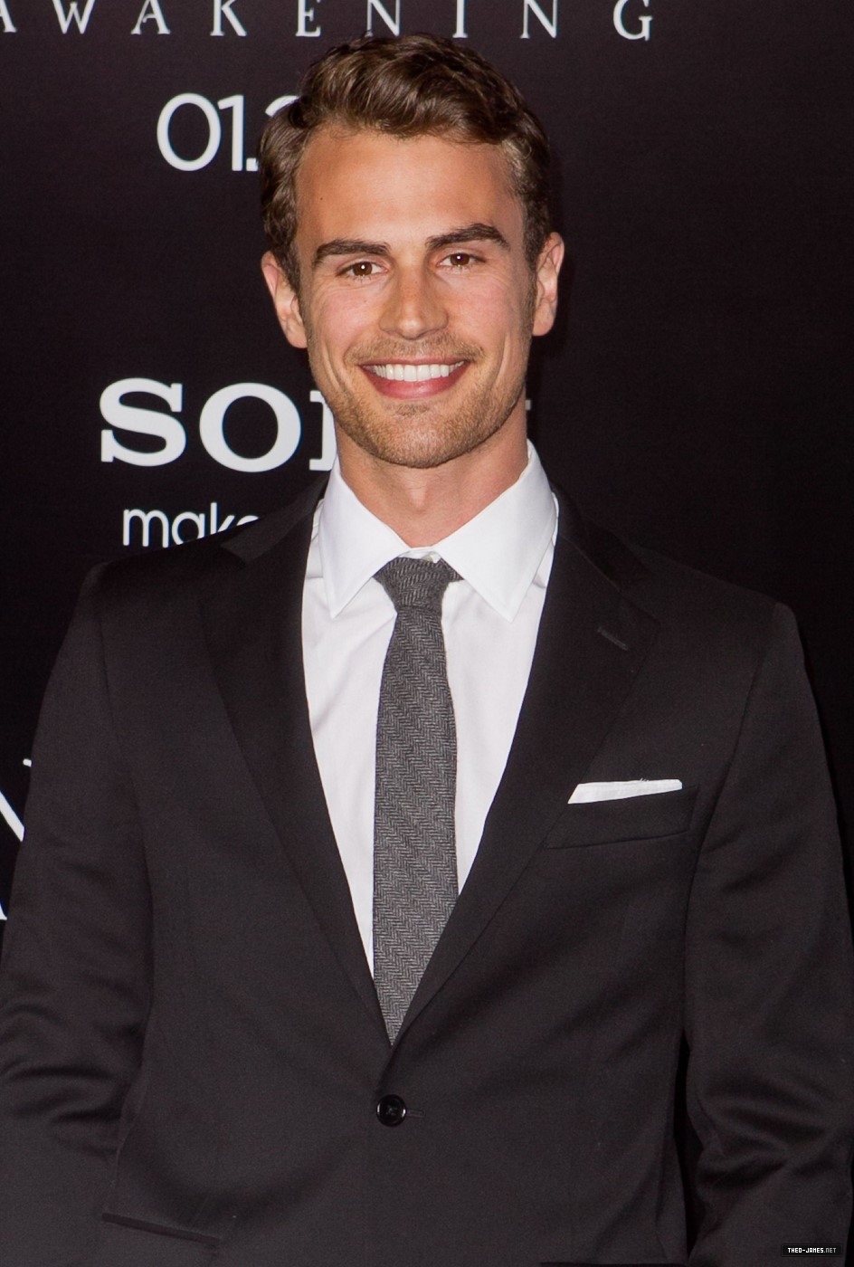 theojamesweb0064.jpg