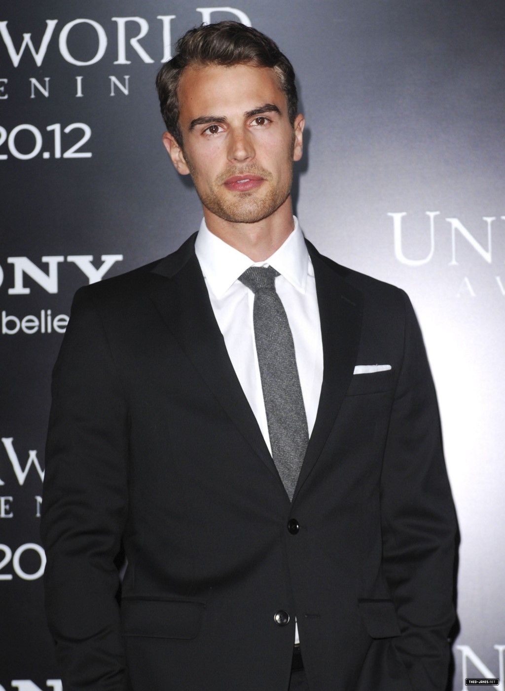 theojamesweb0065.jpg