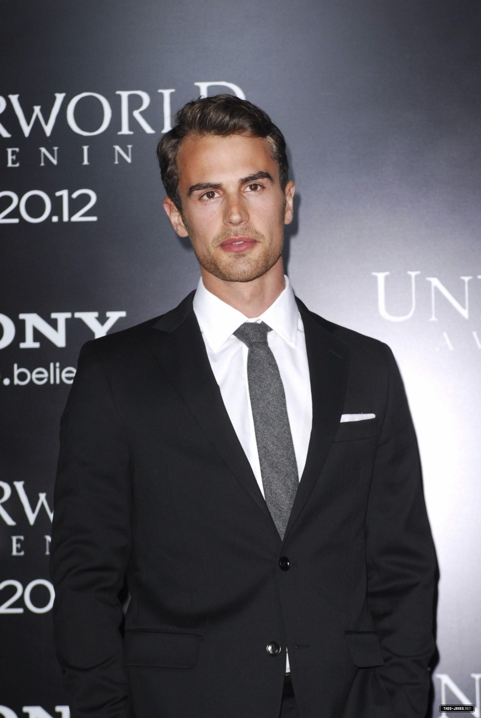 theojamesweb0066.jpg