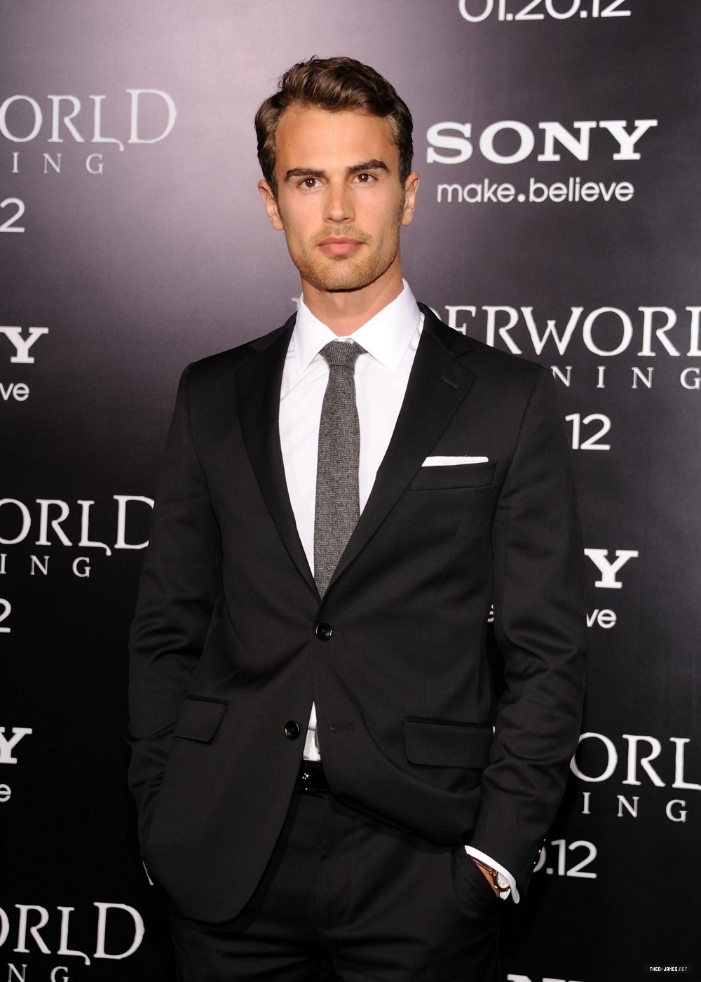 theojamesweb0071.jpg