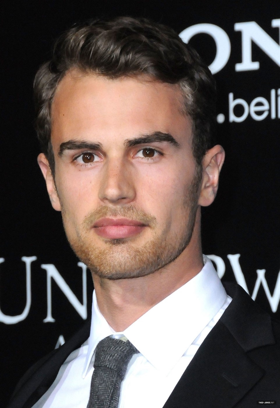 theojamesweb0165.jpg