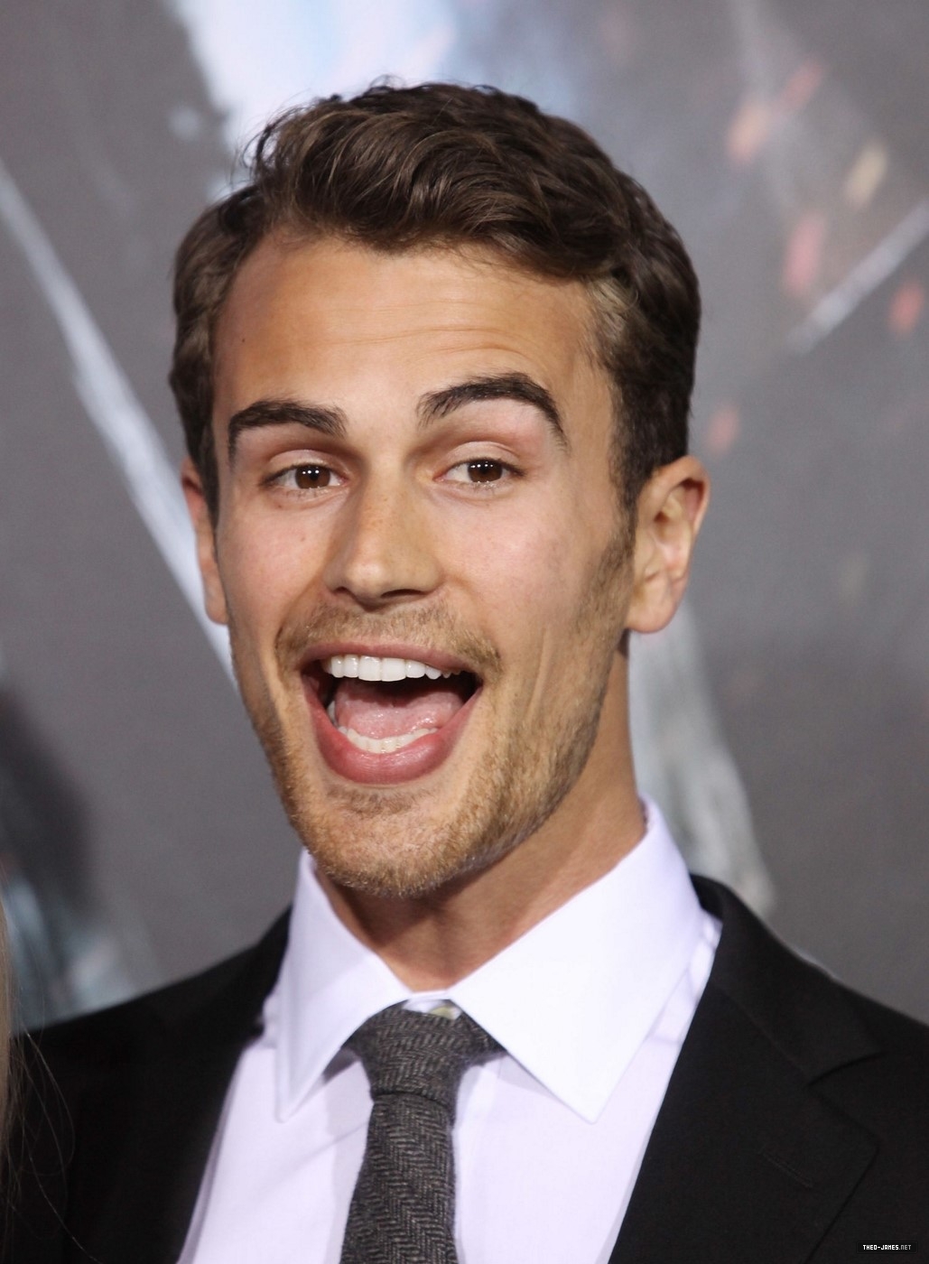 theojamesweb0171.jpg