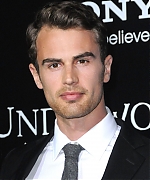 theojamesweb0038.jpg