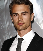 theojamesweb0043.jpg