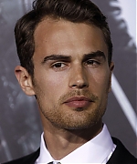 theojamesweb0046.jpg