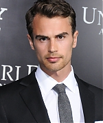 theojamesweb0049.jpg