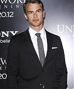 theojamesweb0065.jpg