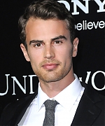 theojamesweb0164.jpg