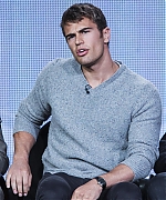 theojamesweb0183.jpg