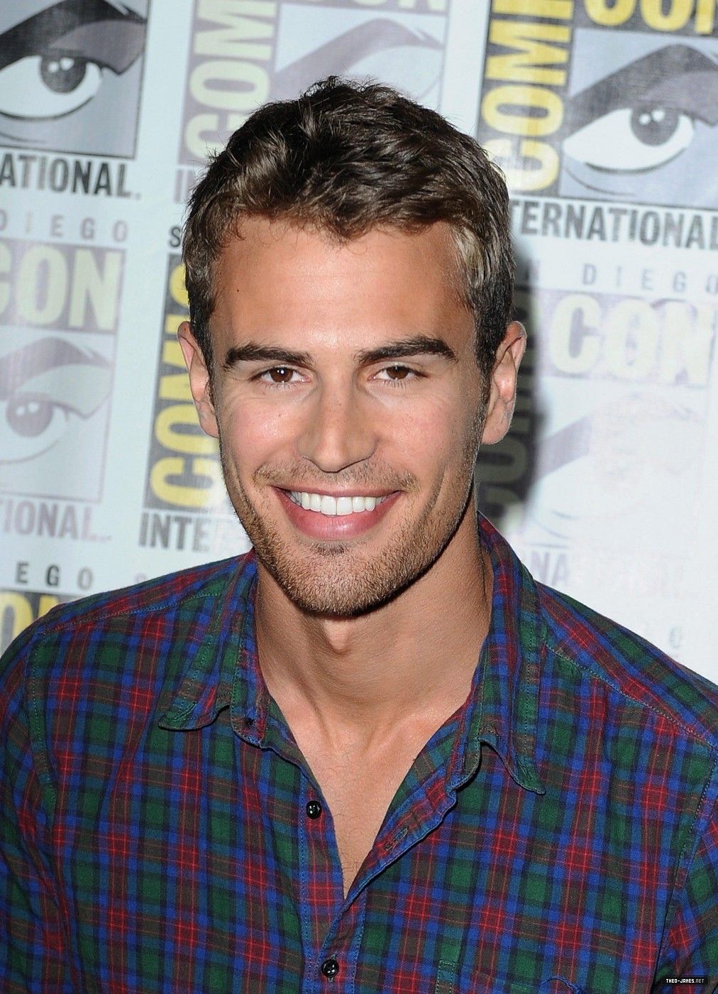 theojamesweb0253.jpg