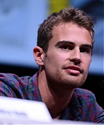 theojamesweb0236.jpg