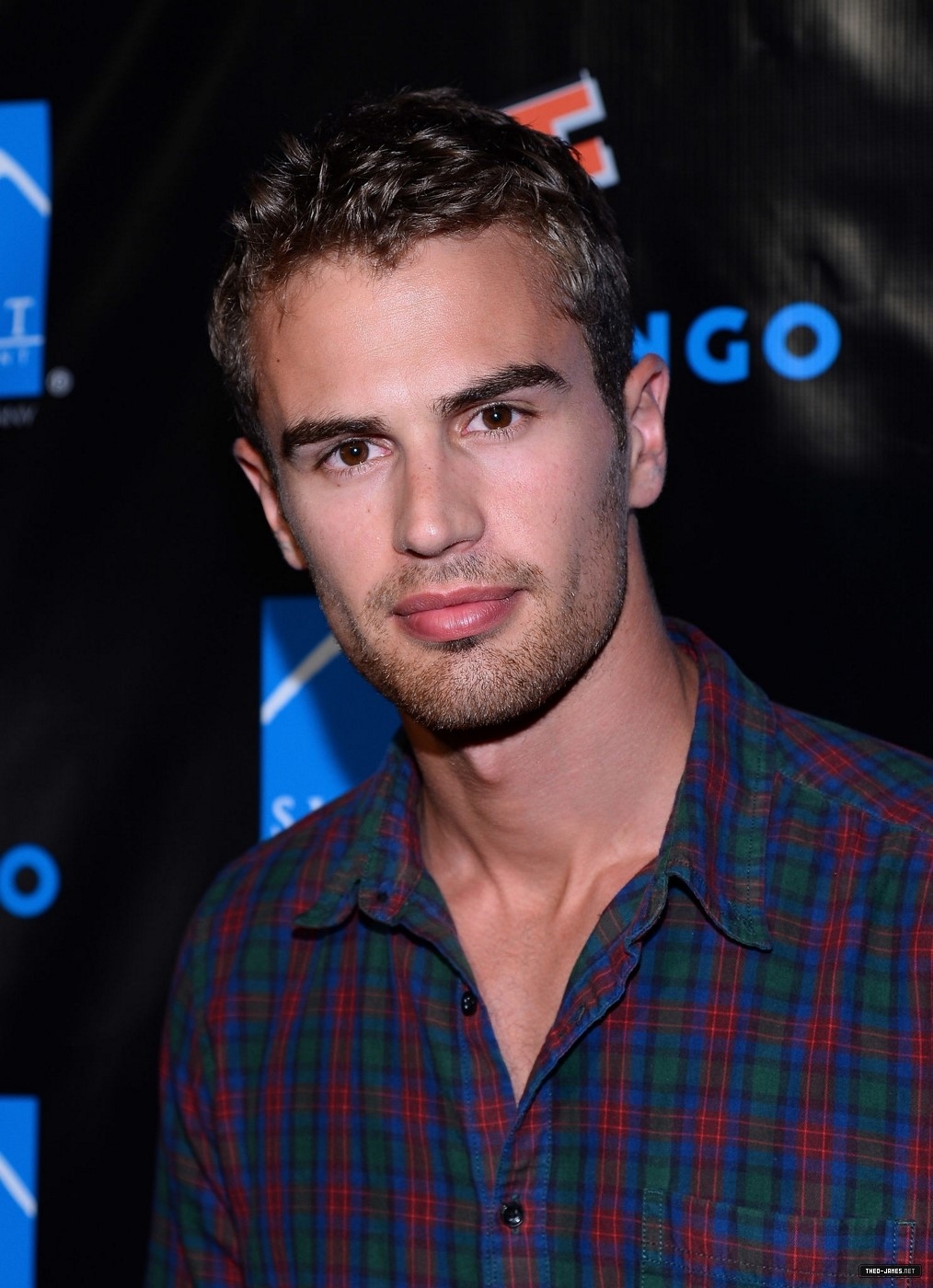 theojamesweb0284.jpg