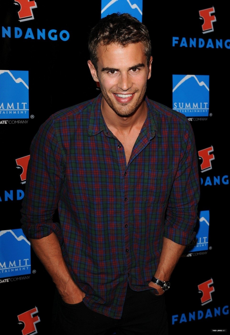 theojamesweb0310.jpg