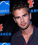 theojamesweb0291.jpg