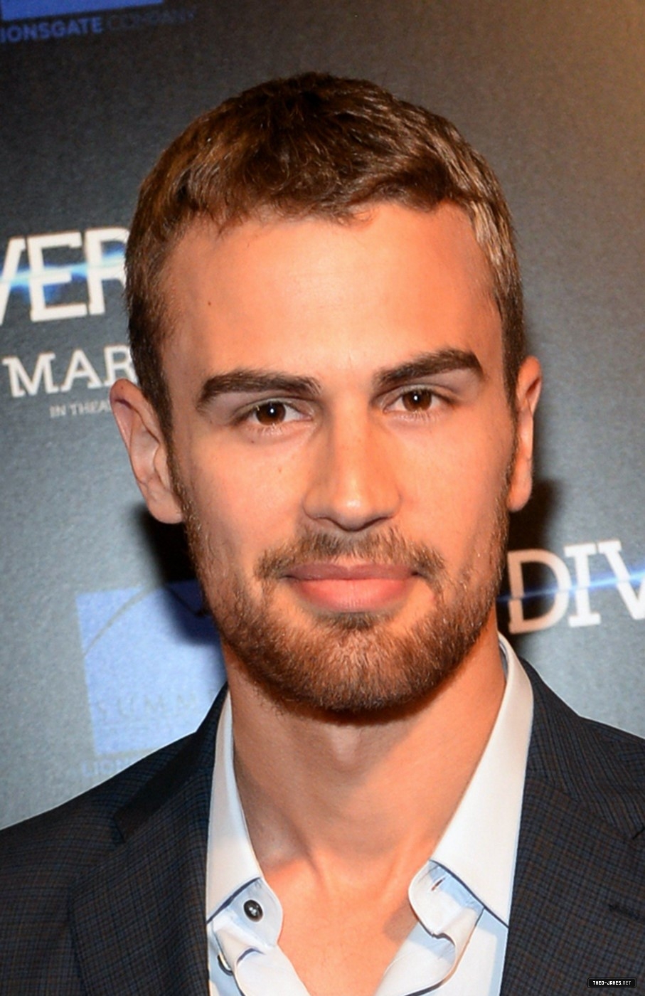 theojamesweb0451.jpg