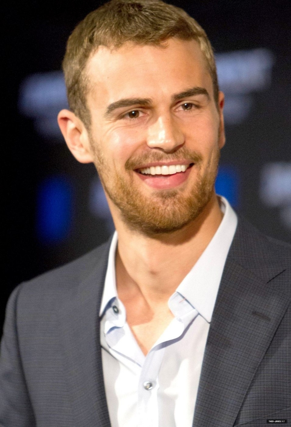 theojamesweb0453.jpg