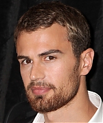 theojamesweb0377.jpg