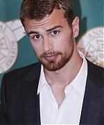 theojamesweb0406.jpg