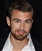 theojamesweb0446.jpg