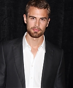 theojamesweb0462.jpg