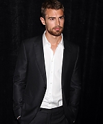 theojamesweb0472.jpg