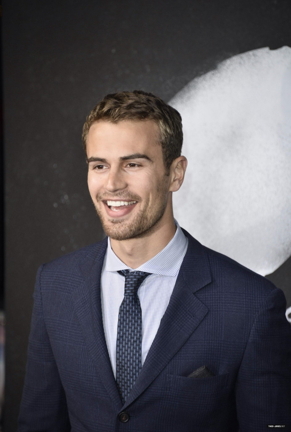 theojamesweb0724.jpg