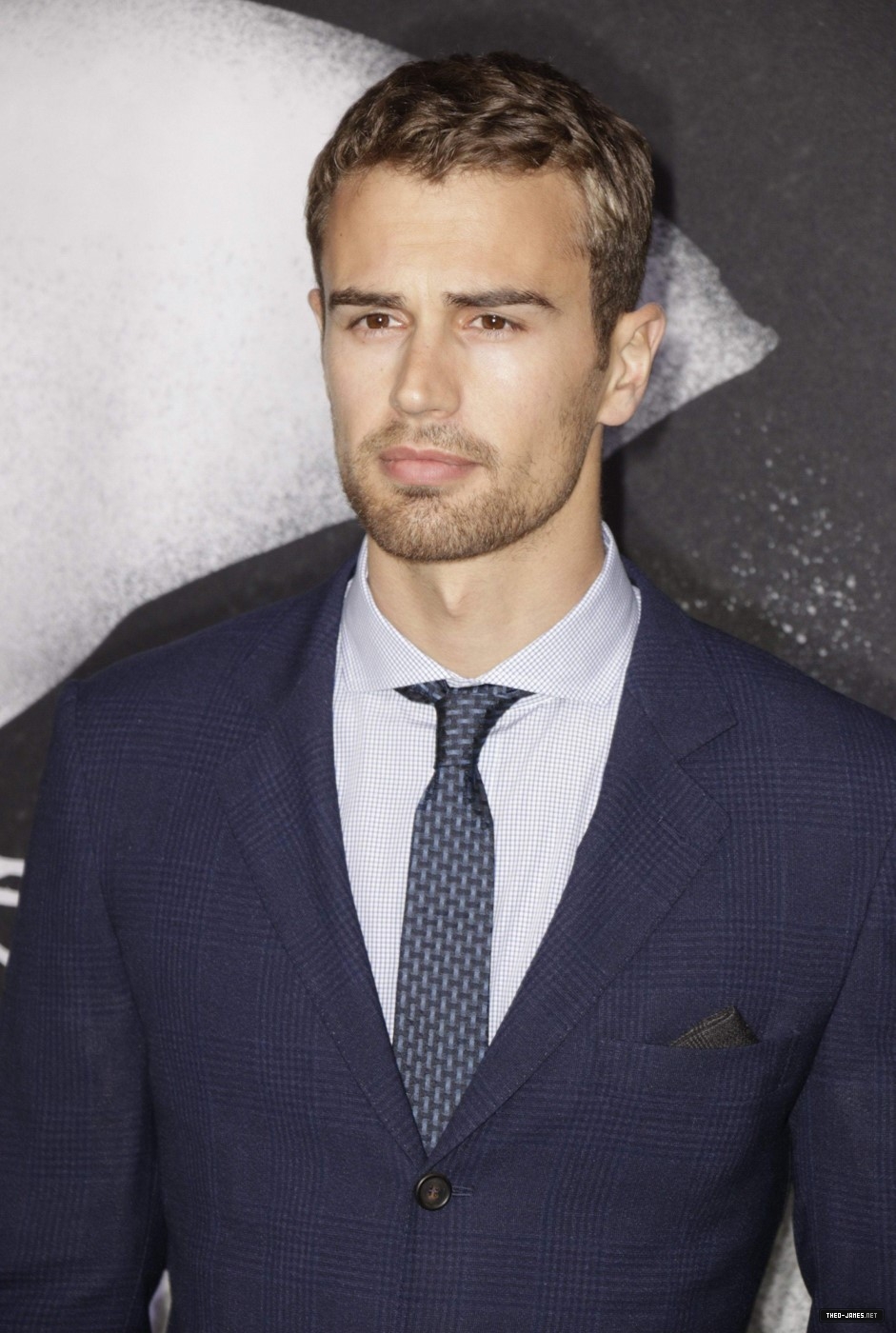 theojamesweb0727.jpg