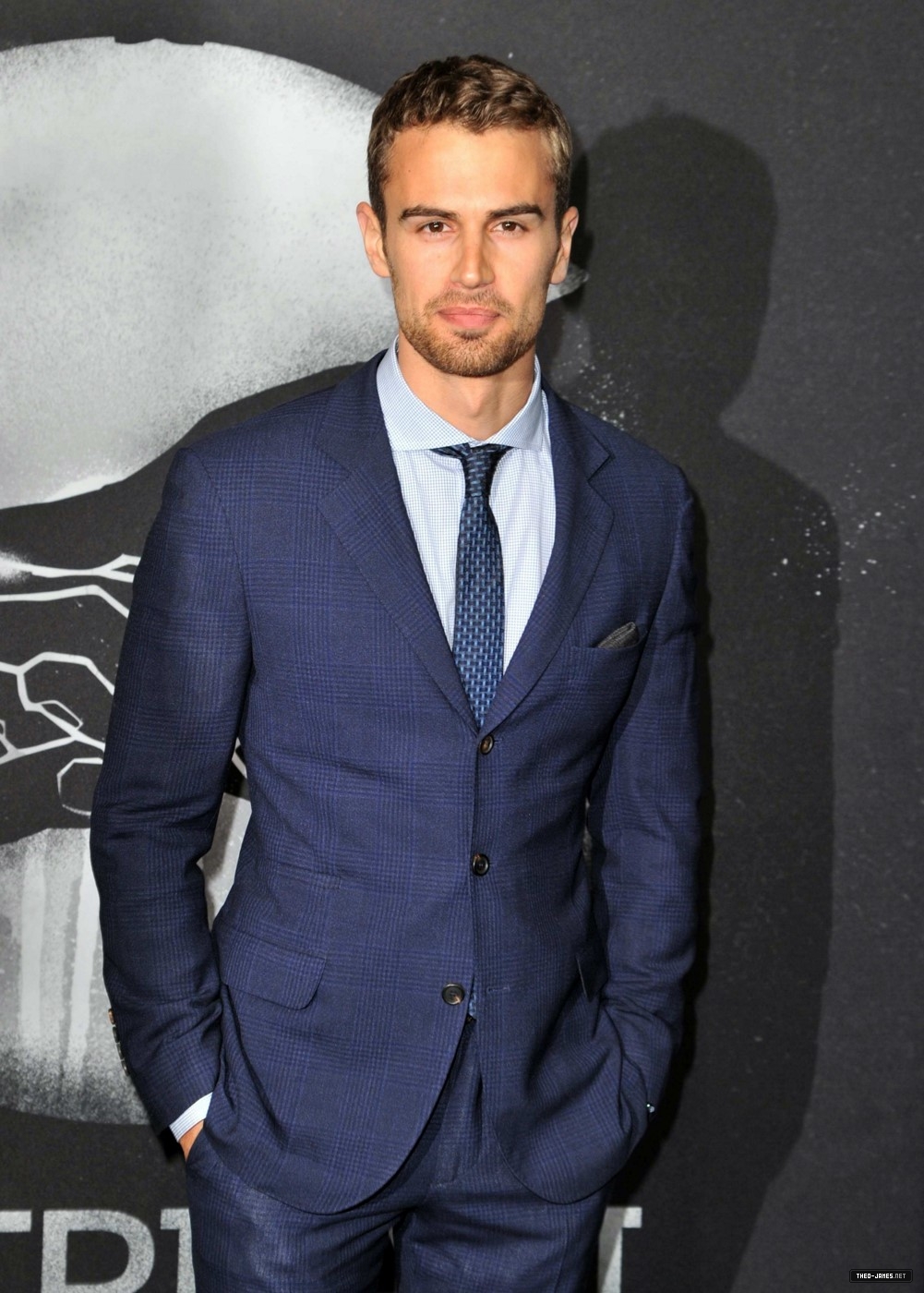 theojamesweb0783.jpg