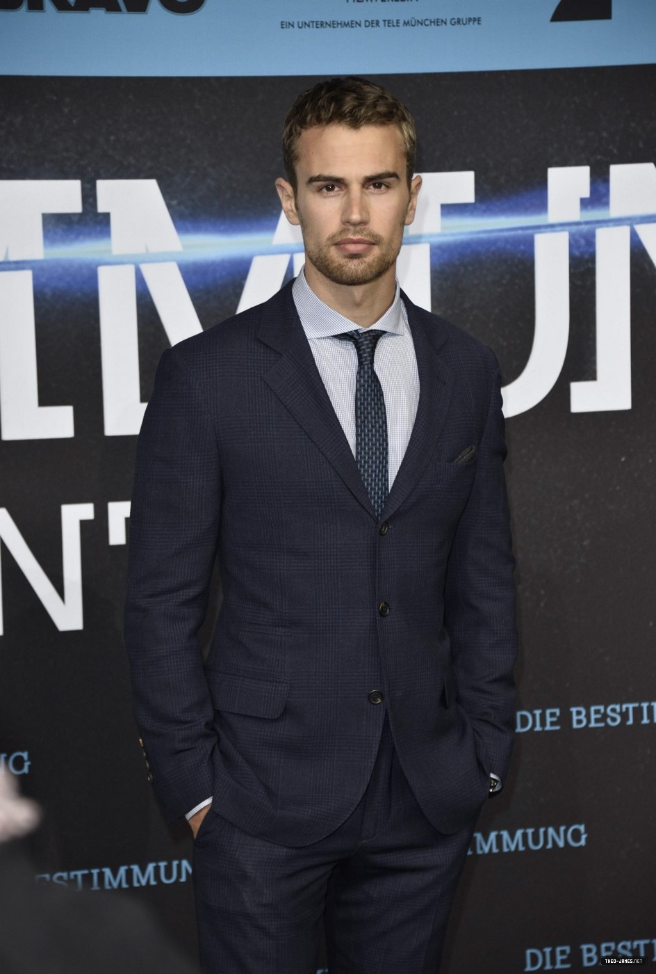 theojamesweb0788.jpg