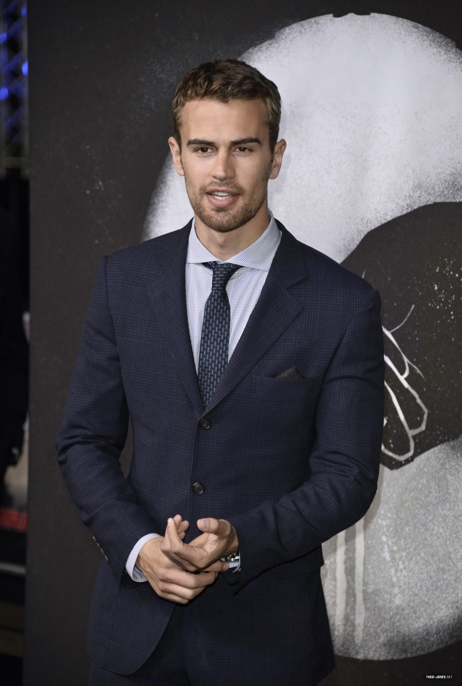 theojamesweb0789.jpg