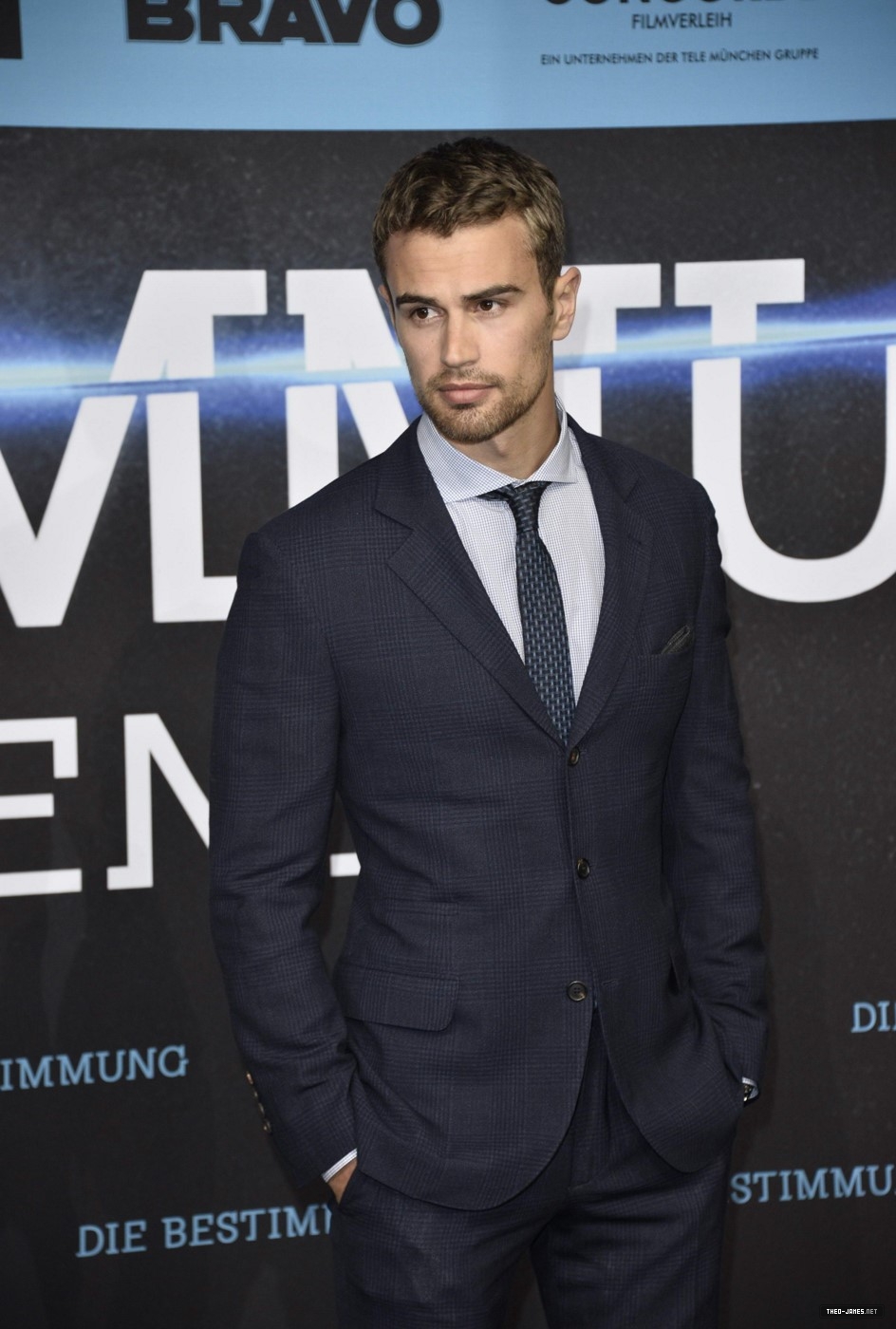 theojamesweb0793.jpg