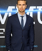 theojamesweb0708.jpg