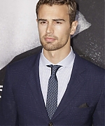 theojamesweb0727.jpg