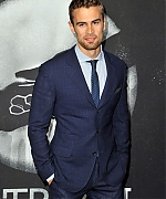 theojamesweb0769.jpg