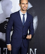 theojamesweb0775.jpg