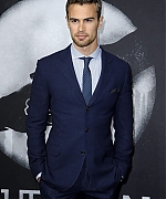 theojamesweb0776.jpg